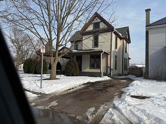 2nd image of 207 S Washington St