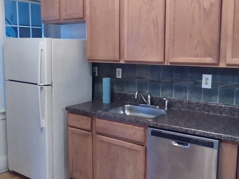 27 Courter Ave #1 — Photo 12