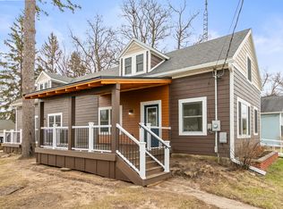 156 S Washington St, Wyocena, WI 53969