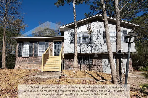 5140 Hickory Dr NE Photo 1