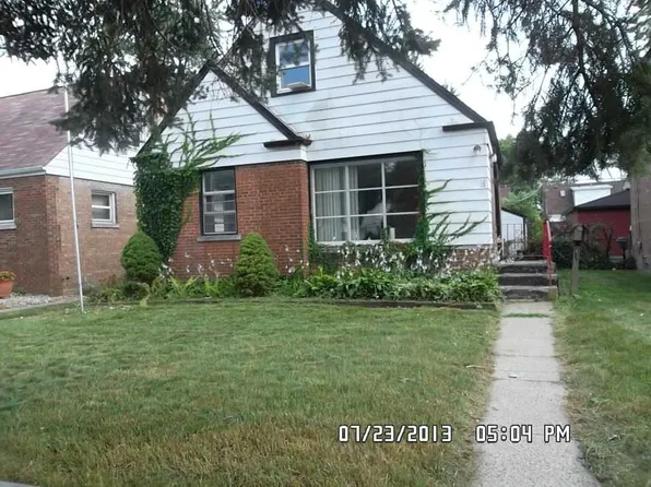 43 163rd St, Calumet City, IL 60409
