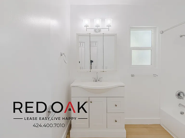 126 N Catalina St #3 — Photo 10