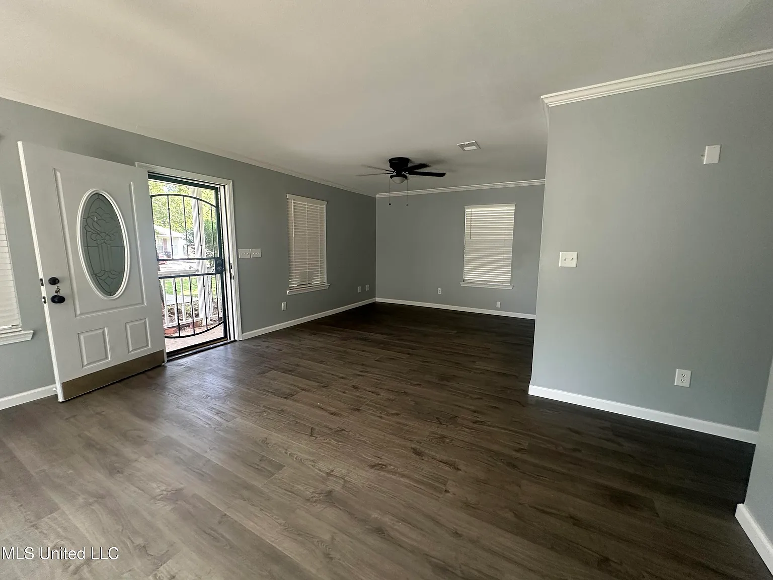 4 bed, 3.0 bath, 1579 sqft, $1,650 — Photo 2