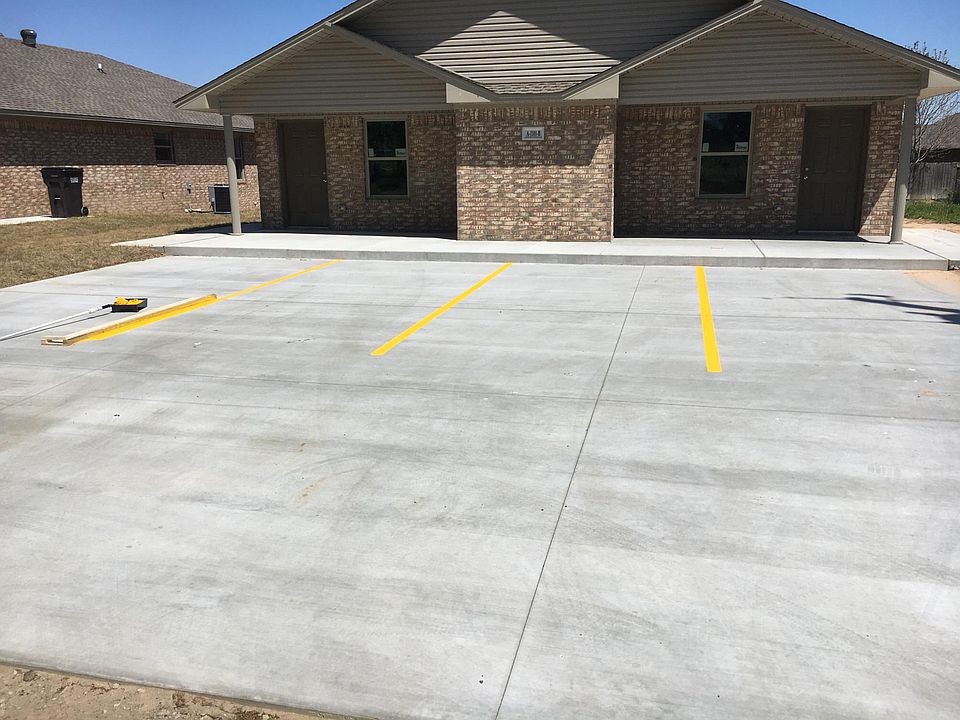 2 parking spots per apartment