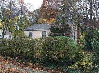 72 Edison Rd, Cherry Hill, NJ 08034