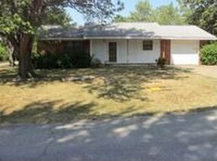 739 Circle Dr, Grove, OK 74344