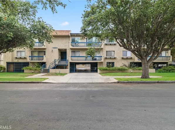14560 Clark St Unit 215, Van Nuys, CA 91411