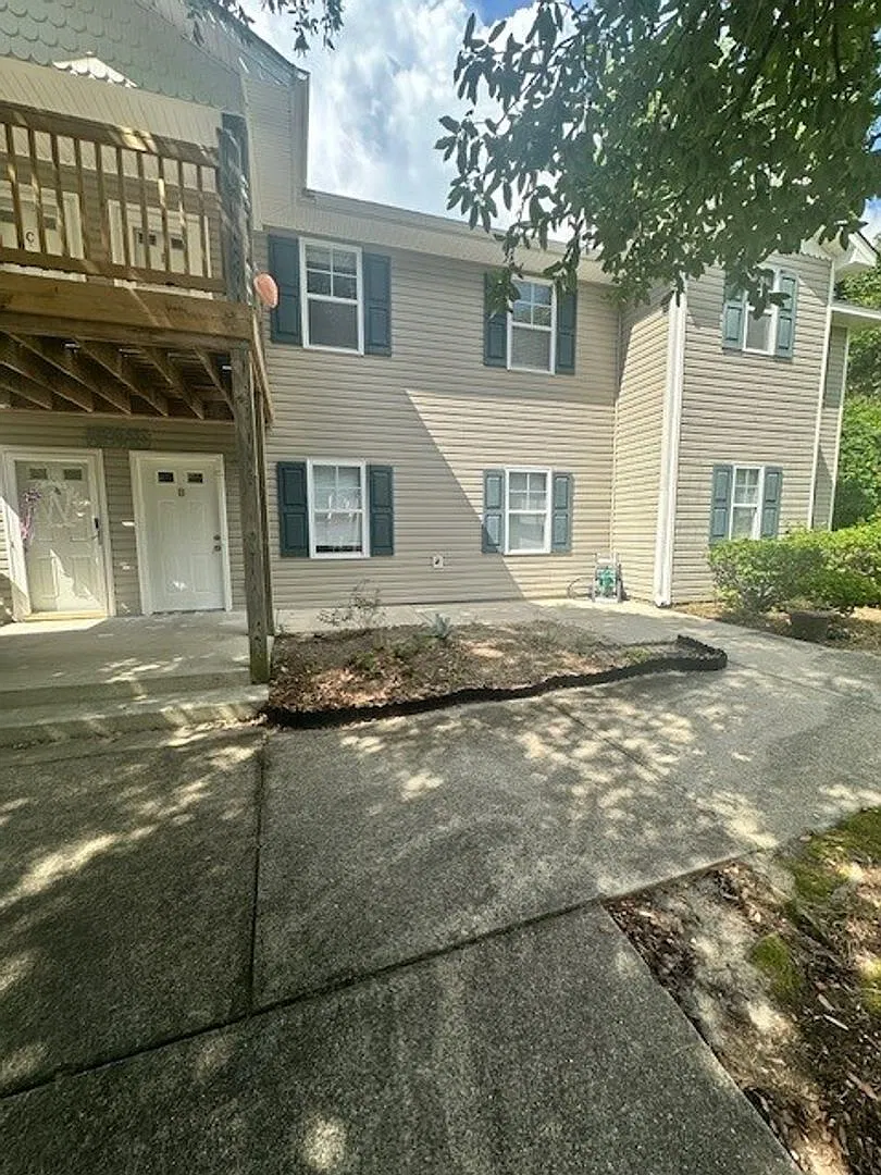 3 Bedroom Condo — Photo 1
