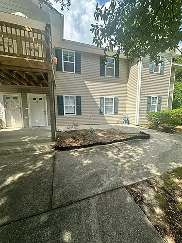 5138 Greenville Loop Rd #B Photo 1