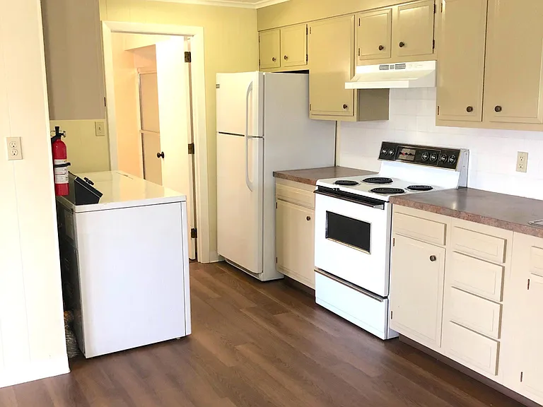 278 Hill St #A — Photo 4
