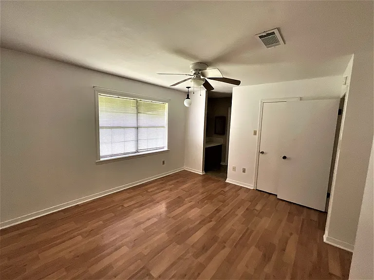 1692 Stacey St — Photo 18