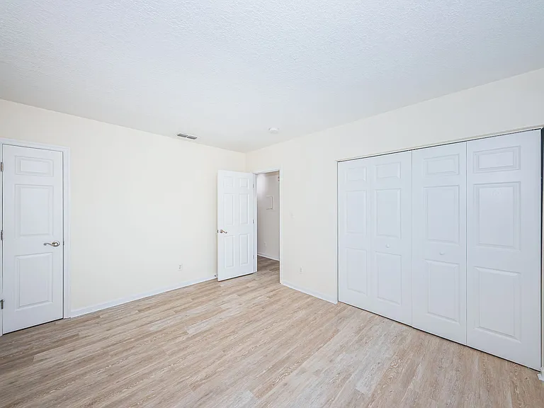 251 Pompano Dr SE #D — Photo 24
