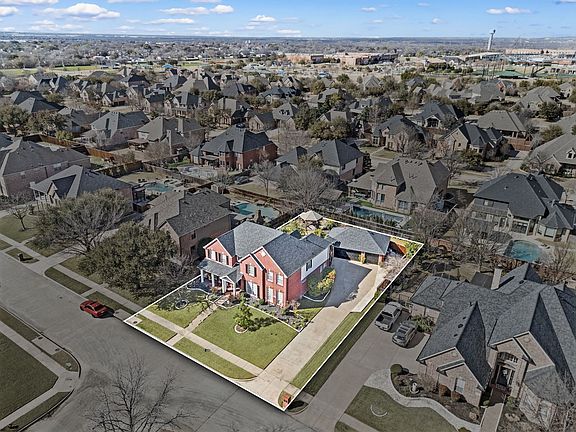 2nd image of 10 Meadow Ridge Dr