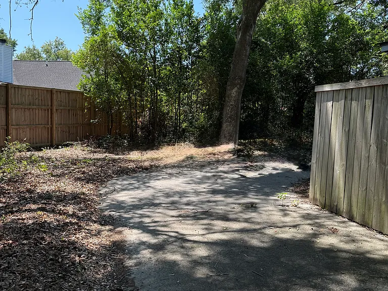 10 Commercial Row — Photo 6