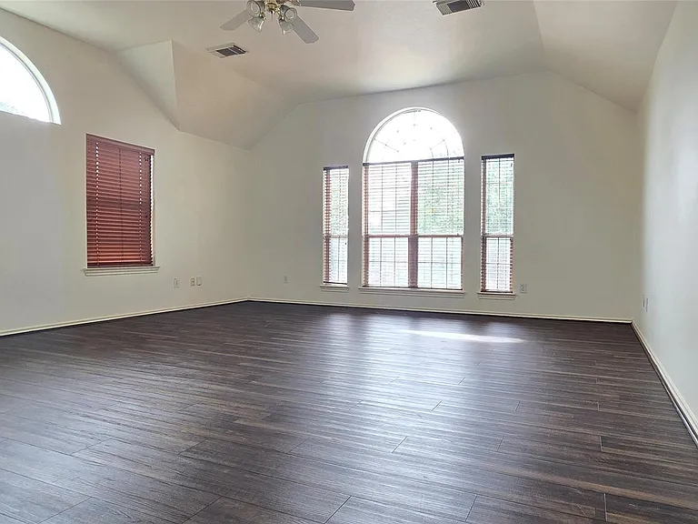21038 Narrow Gate Dr — Photo 20