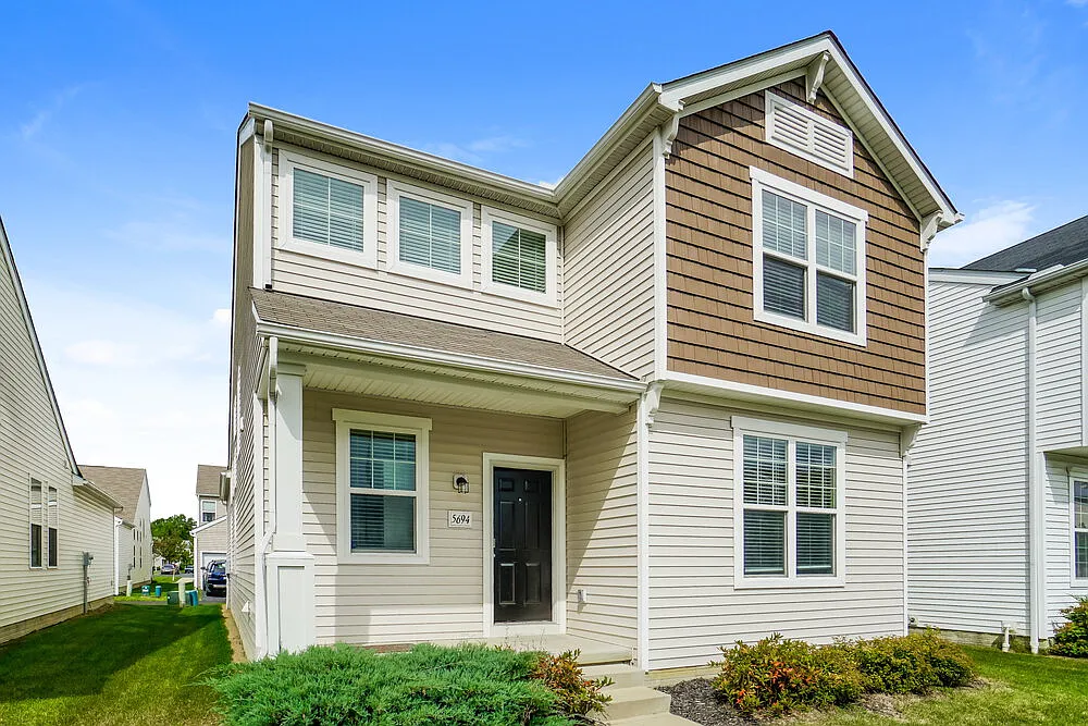 3 bed, 2.5 bath, 1596 sqft, $2,600 — Photo 4
