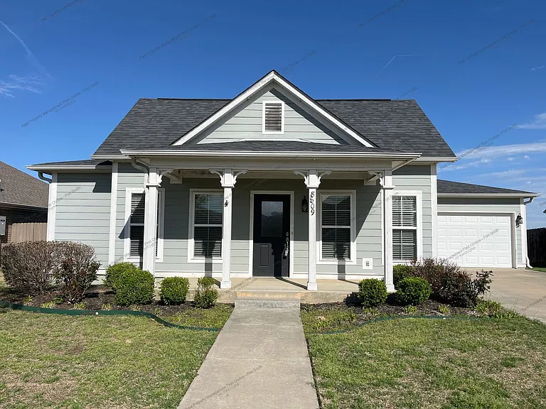8809 Wildwood Way — Photo 1