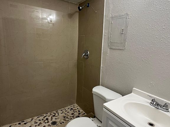 3rd image of 9611 N 46th St #D