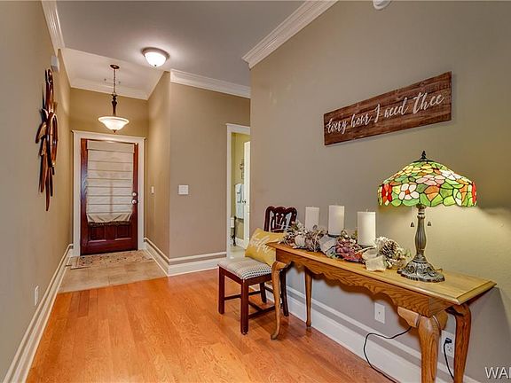 5th image of 7031 Murphy Cir