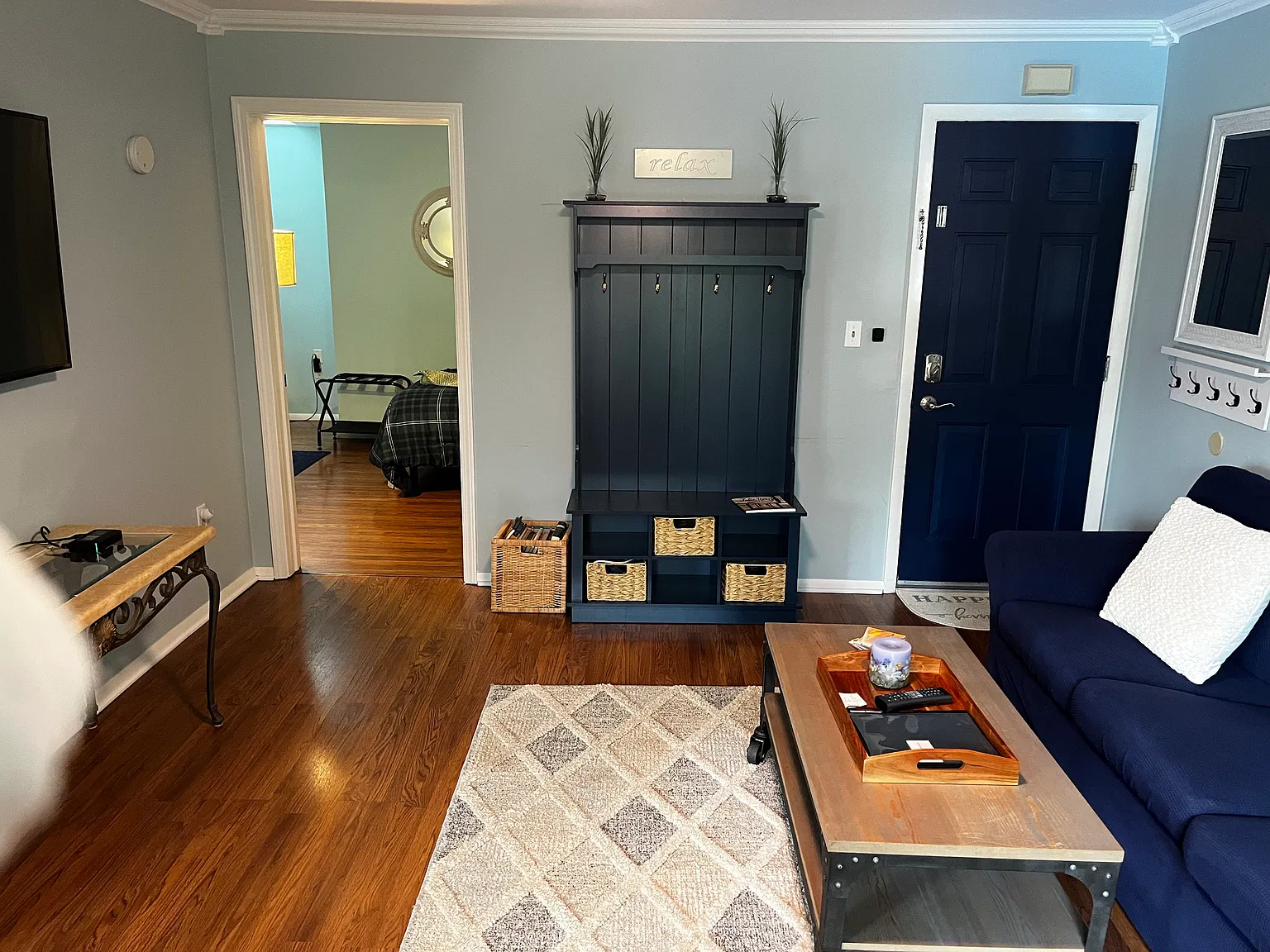 2 bed, 1057 sqft, $2,000 — Photo 2