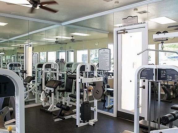 2nd image of 30902 Clubhouse Dr Unit 26D