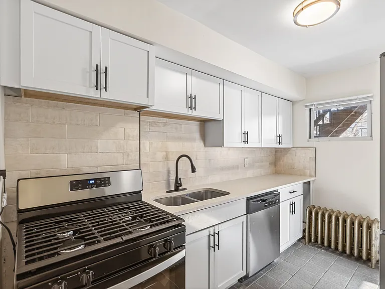 3129 Garfield Ave #2 — Photo 9