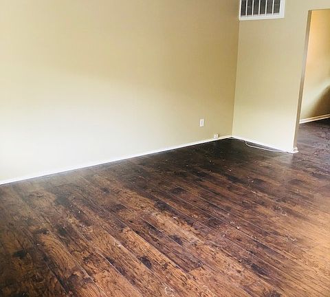 3rd image of 1593 Lee Terrace Dr #1