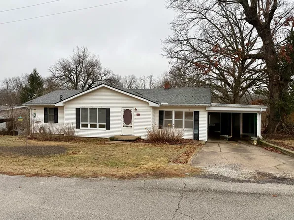 818 Lewis Drive, Seneca, MO 64865