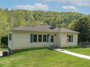 3455 Collettsville Rd, Lenoir, NC 28645