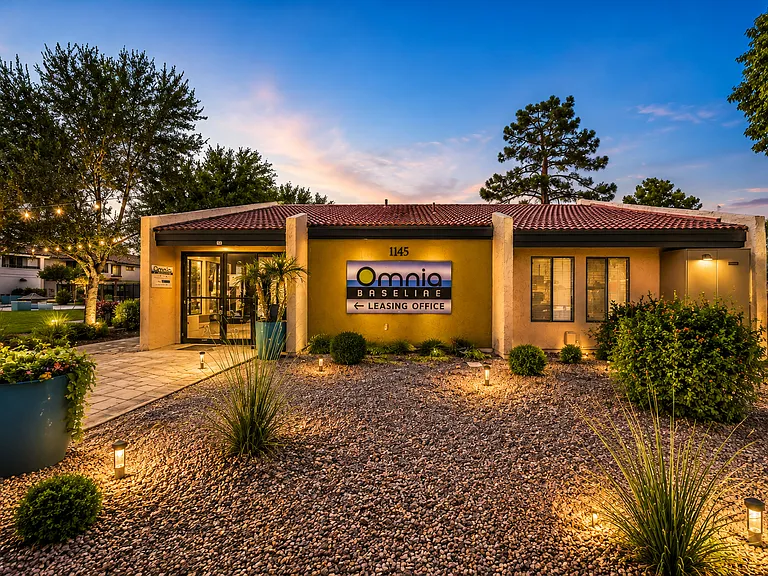 Omnia Baseline office