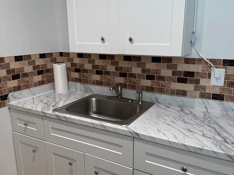 851 NW 20th Ave — Photo 15