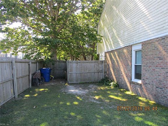 5th image of 1208 Lynnhaven Pkwy