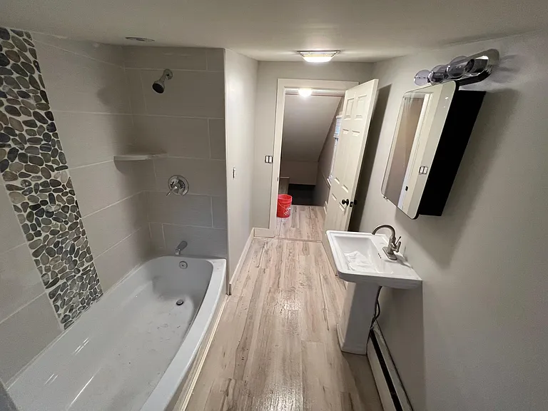 5635 Route 115 — Photo 17