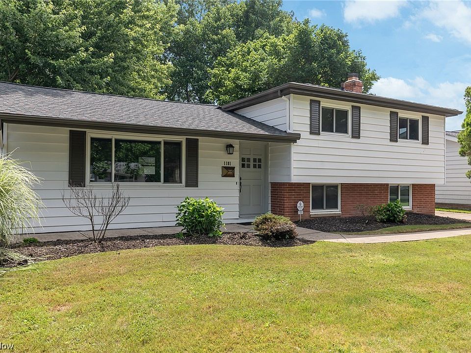 1181 Golden Gate Blvd, Mayfield Heights, OH 44124 Zillow