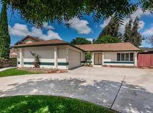 1850 W Country Club Ln W, Escondido, CA 92026