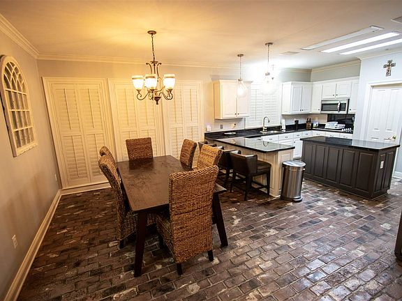 4th image of 205 Choctaw Dr
