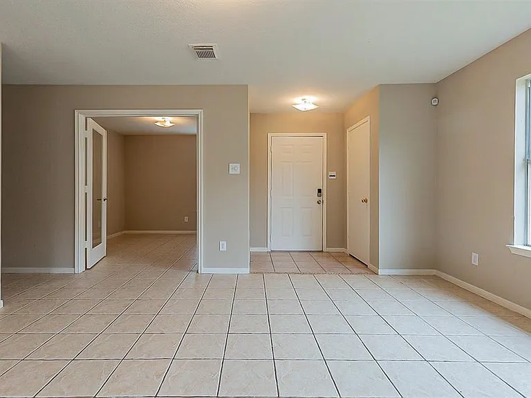 7143 Chickory Woods Ln — Photo 7
