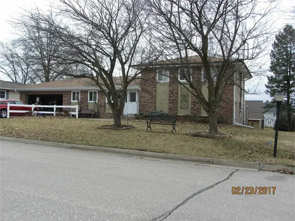1504 Cantebury Cir, Grundy Center, IA 50638