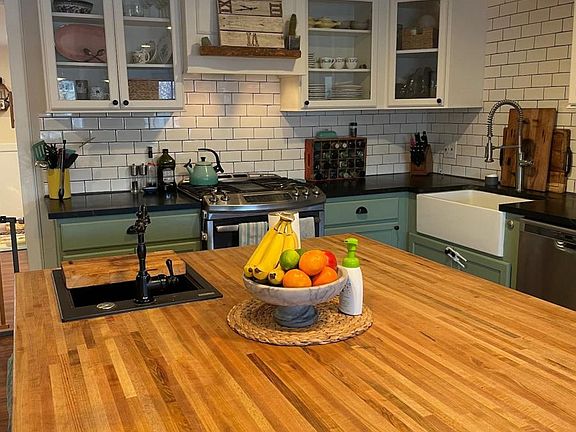 aa1f43c3-00e1-47e7-b561-dceec8058bb0_11022021