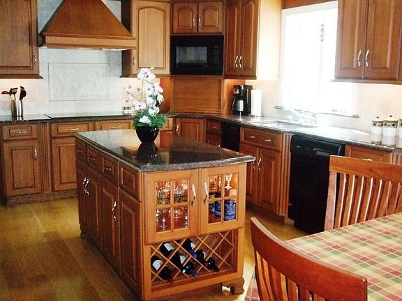 1 Granite and Cherry Kitchen