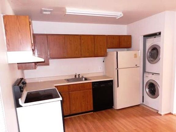 4th image of 7 Heritage Ct APT A