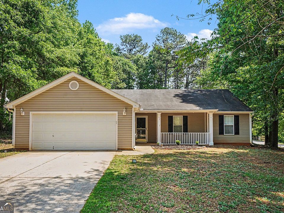 1st image of 441 Stillwater Dr
