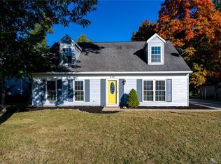 370 Clearcreek Franklin Rd, Springboro, OH 45066