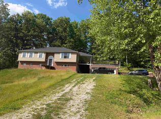 293 Love Dr, Grayson, KY 41143