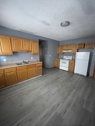 162 Wilcox St Photo 1