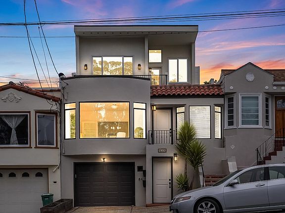 3rd image of 926 Wawona St
