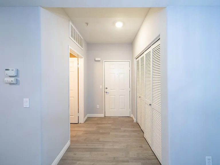 31241 Taylor Ln — Photo 3