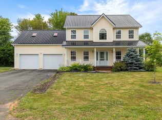 59 Sheffield Cres, Charlottetown, PE C1E 2G8