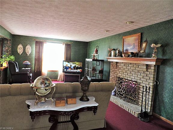 2nd image of 4669 Squire Dr
