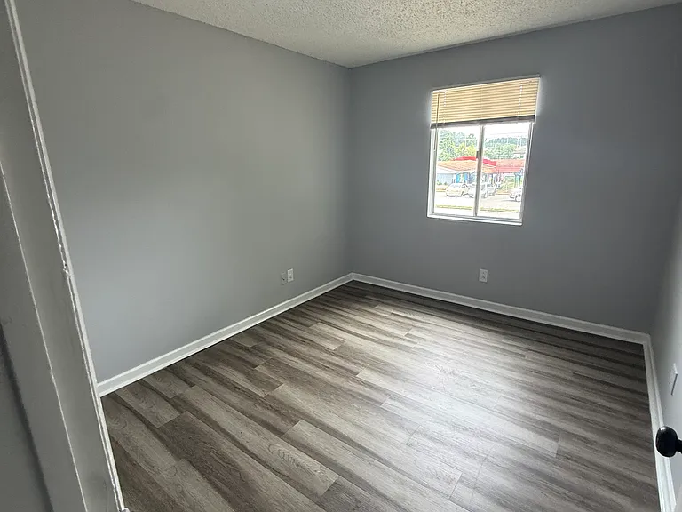 4401 Patton Rd SW #5 — Photo 4